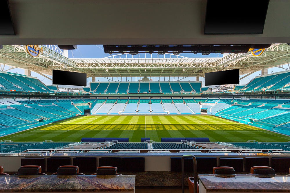 HARD ROCK STADIUM PRESENTS THE SUITE LIFE